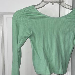 Mint green long sleeve crop top 🤍